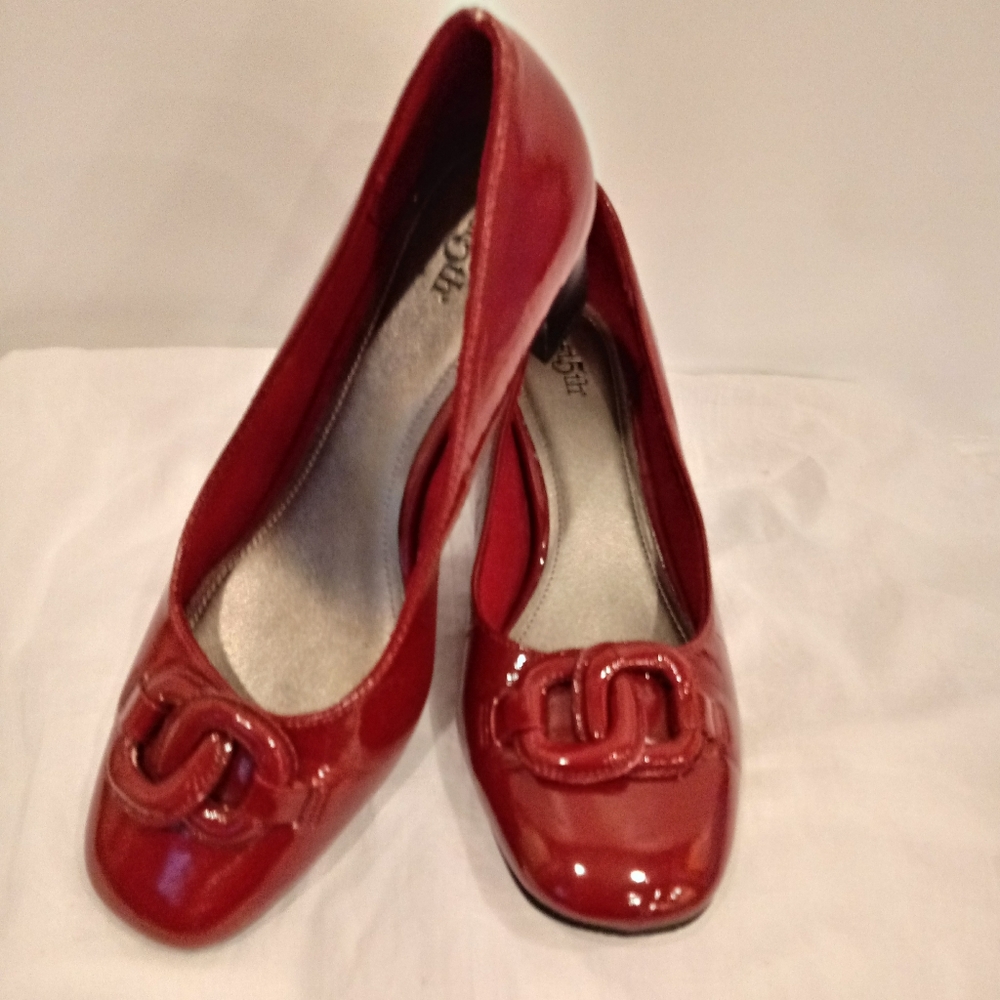 East 5th Red Patent Leather Heels Sz 6M